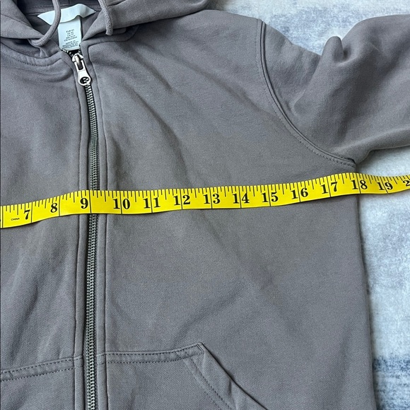 H&M Taupe Zip-Up Hoodie - Picture 4 of 4